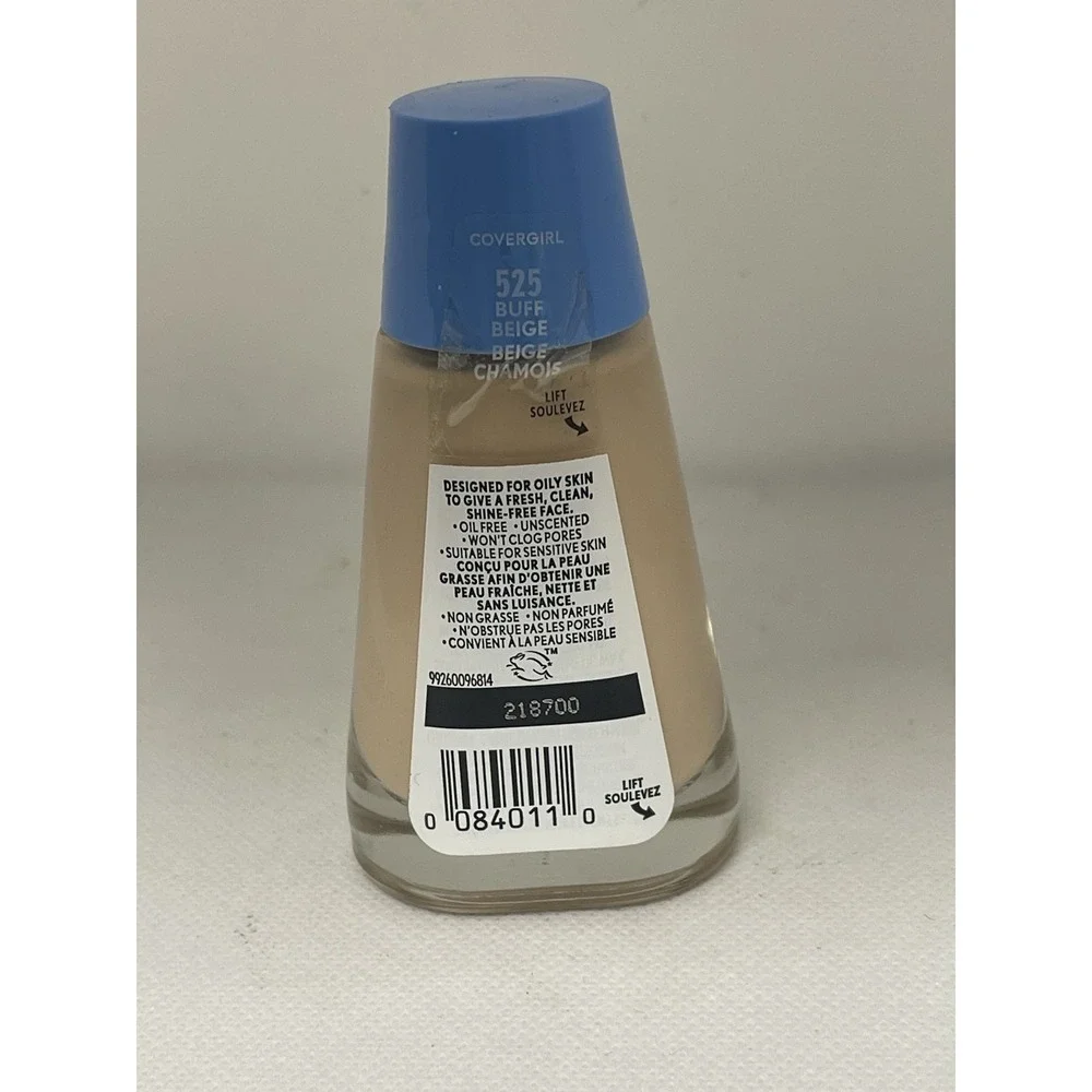 Covergirl Clean Matte Liquid Foundation Buff Beige #525‎ OIL CONTROL Sealed